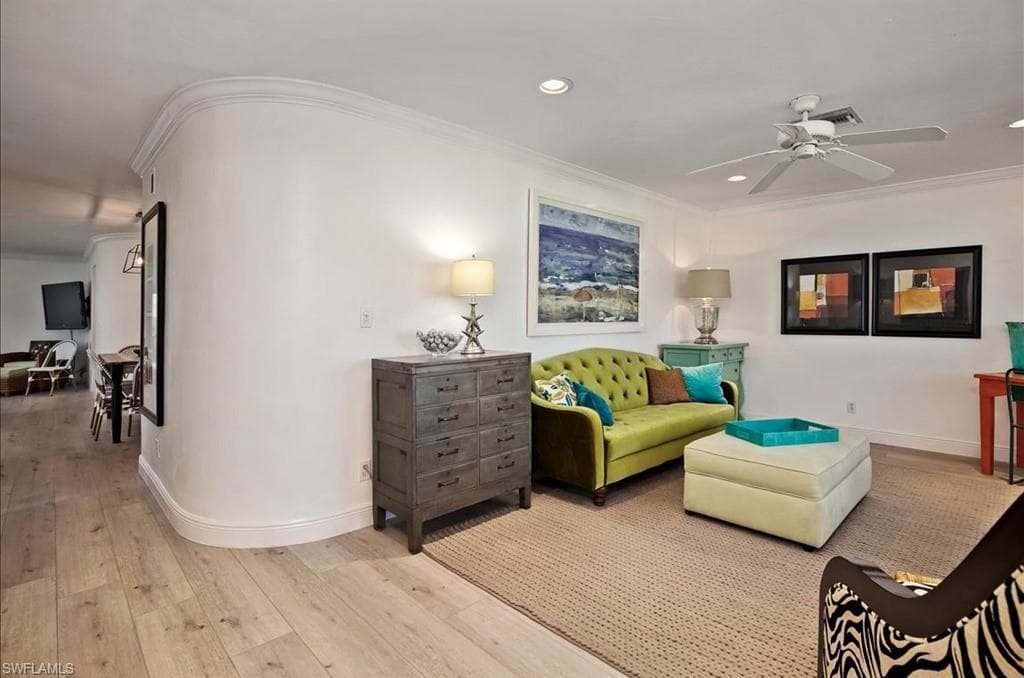 552 105th AVE N-2