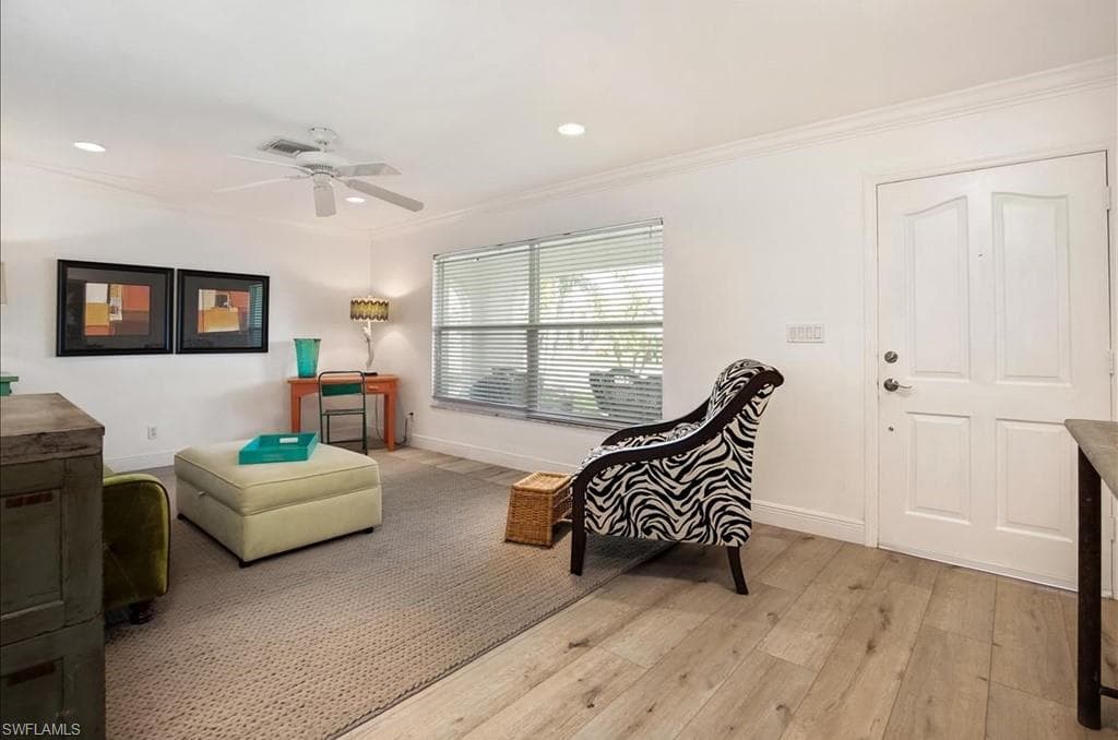 552 105th AVE N-3