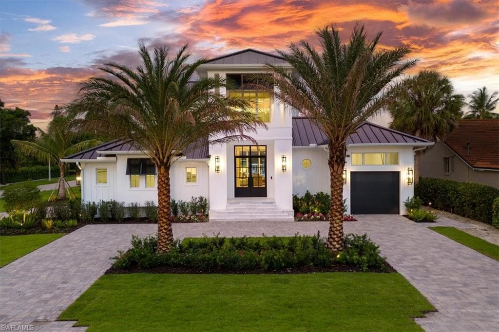 1645 Bonita CT-44