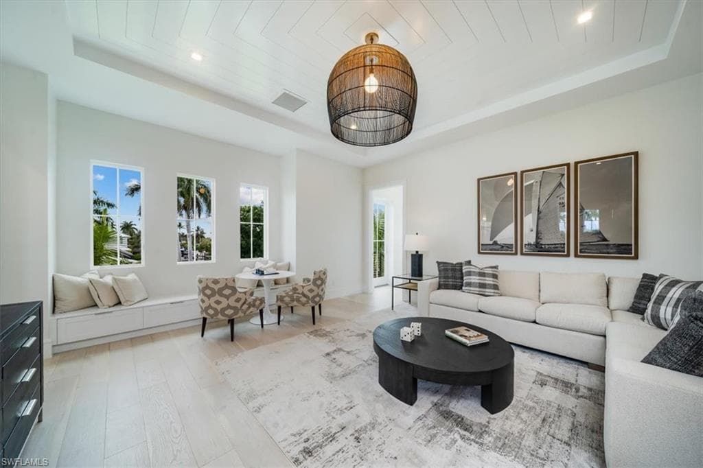 1645 Bonita CT-29