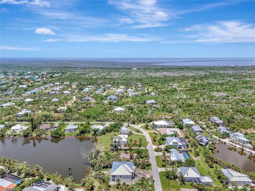 231 Palm Lake DR-15