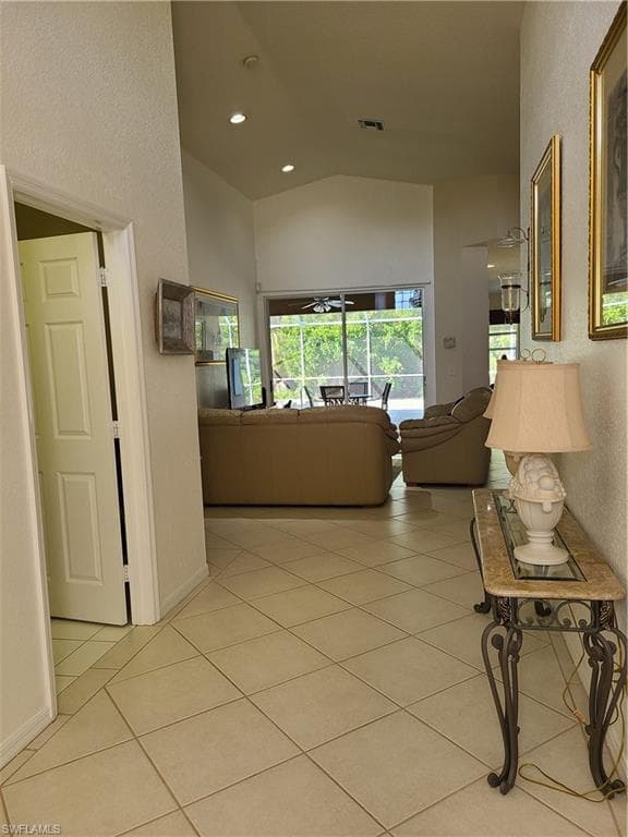 745 Crossfield CIR-2