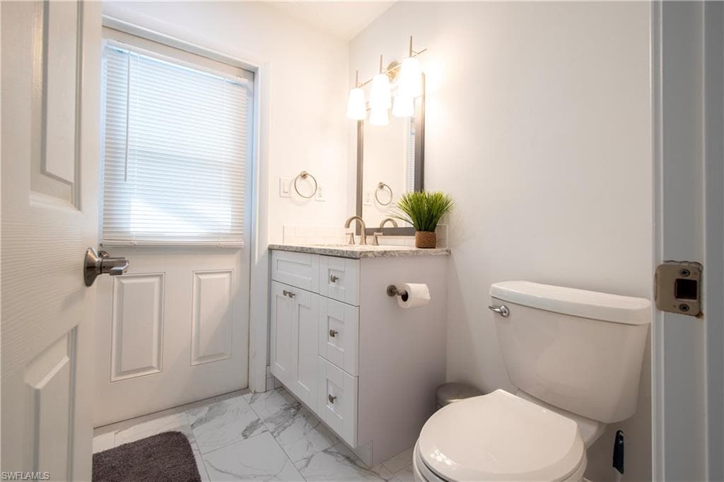 19 Pelican ST E-15