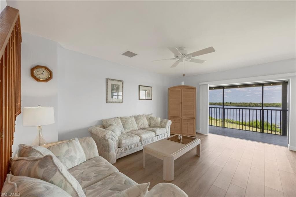 5391 Blue Crab CIR 5-5