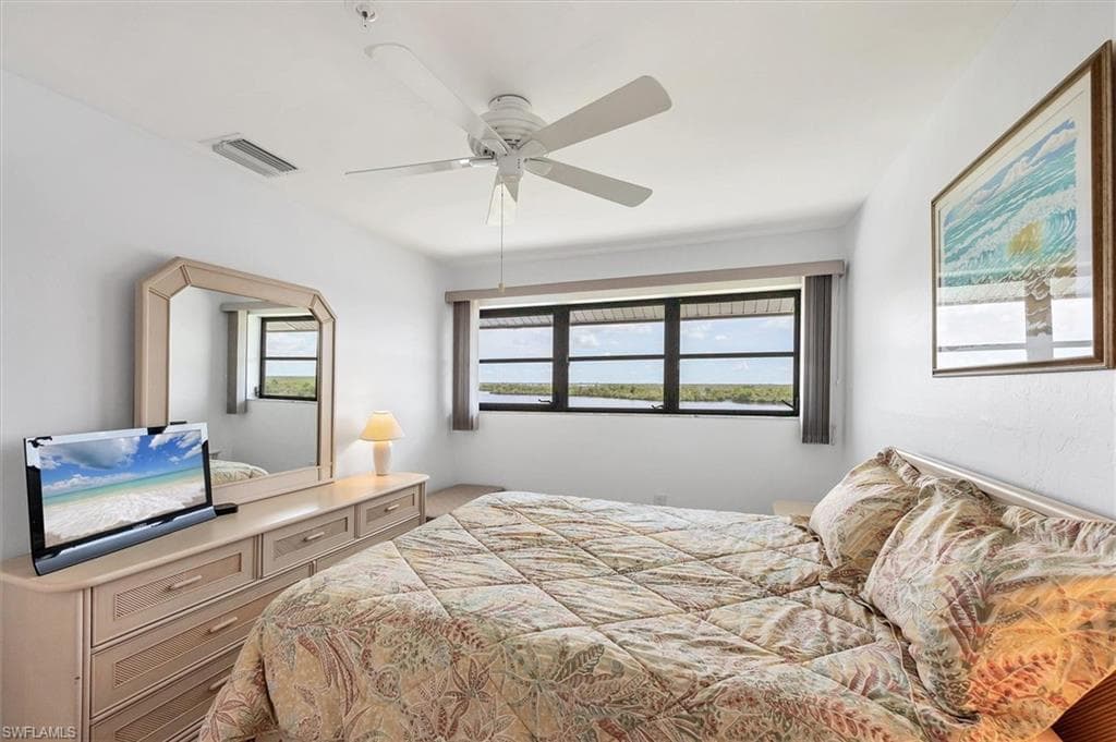 5391 Blue Crab CIR 5-19