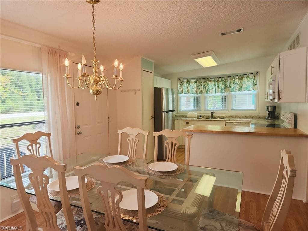 10401 Circle Pine RD-12
