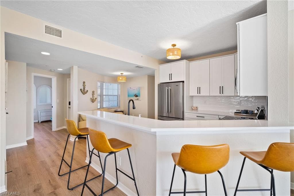 22748 Island Pines WAY 403-9