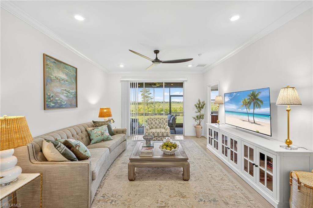 11861 Venetian Lagoon DR 104-6