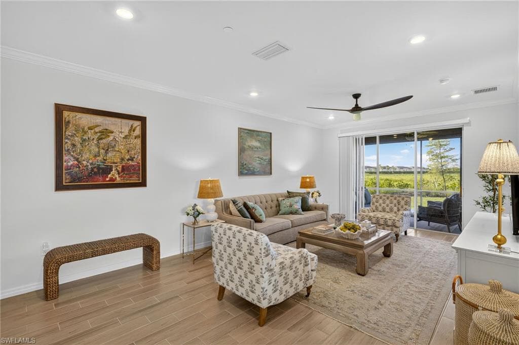 11861 Venetian Lagoon DR 104-9