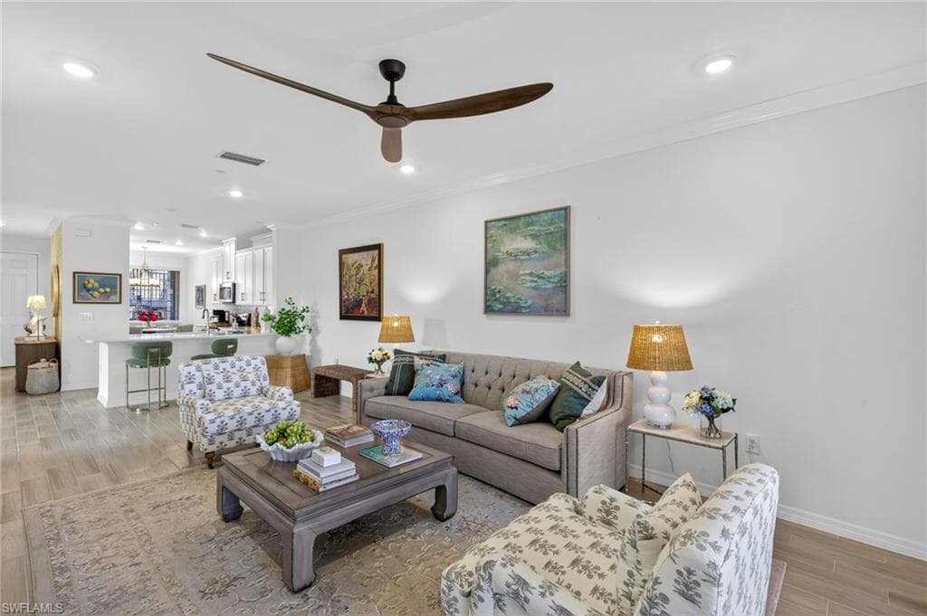 11861 Venetian Lagoon DR 104-8