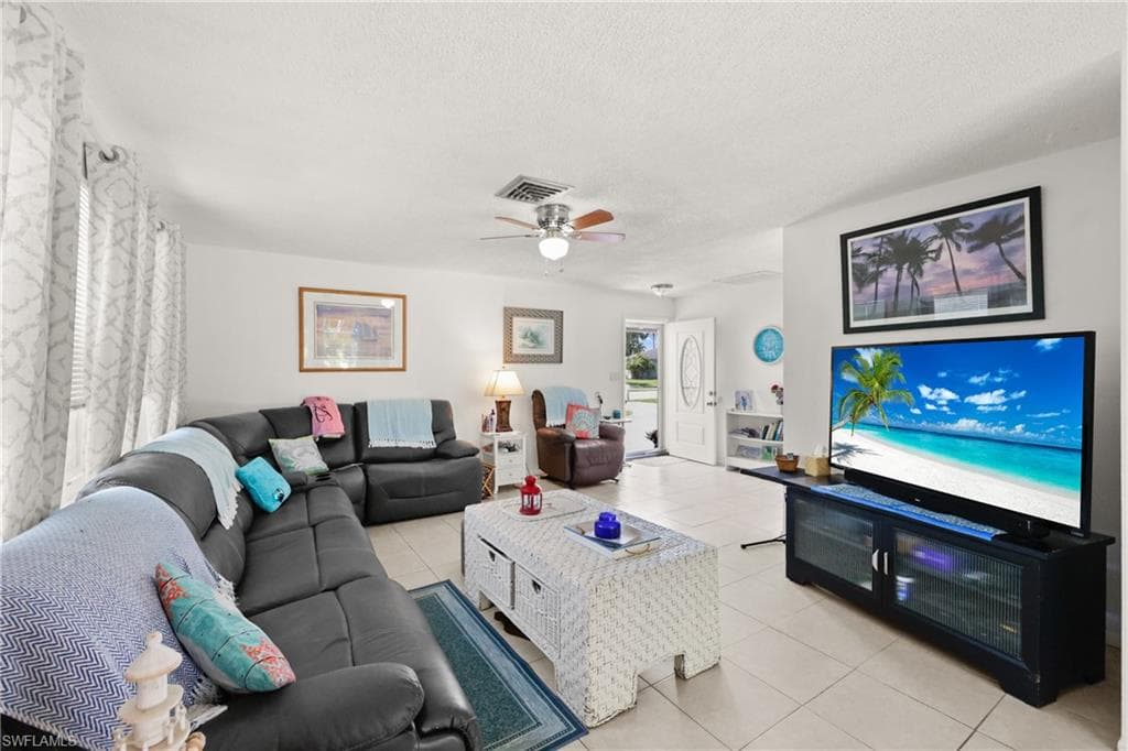 4517 Vinsetta AVE-11