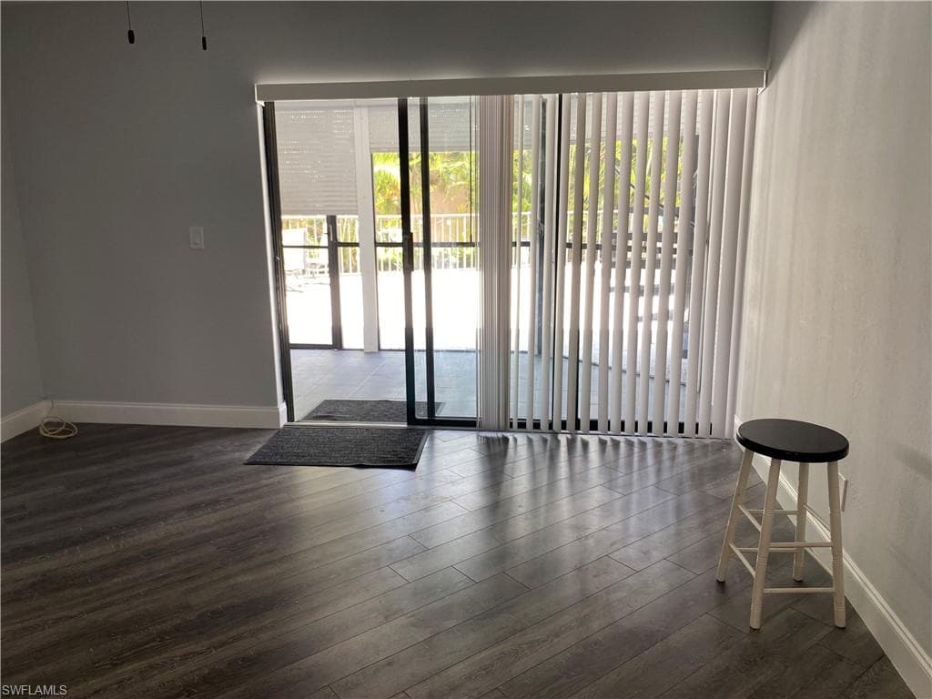 1521 SW 47th TER 102-19