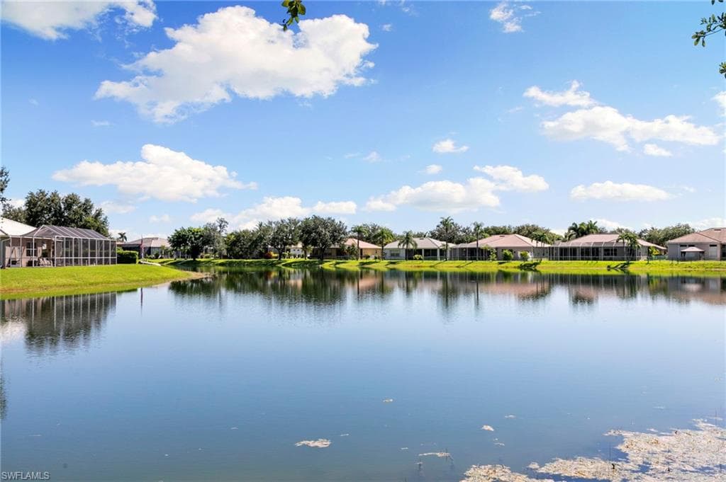 860 Grand Rapids BLVD-44