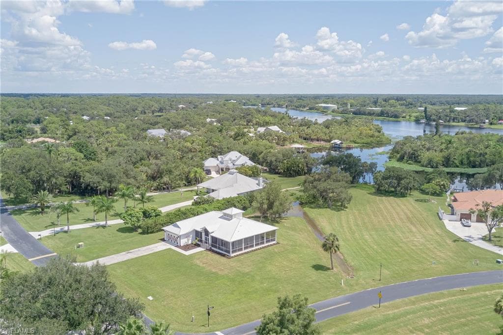 18111 Riverchase CT-3