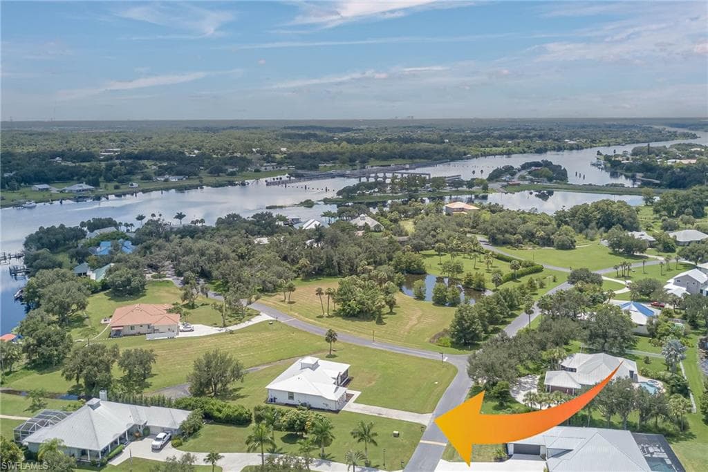 18111 Riverchase CT-35