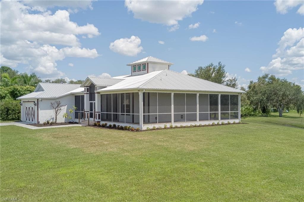 18111 Riverchase CT-4