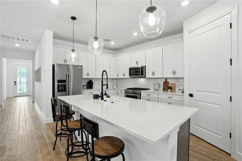 18282 Parksville DR-11
