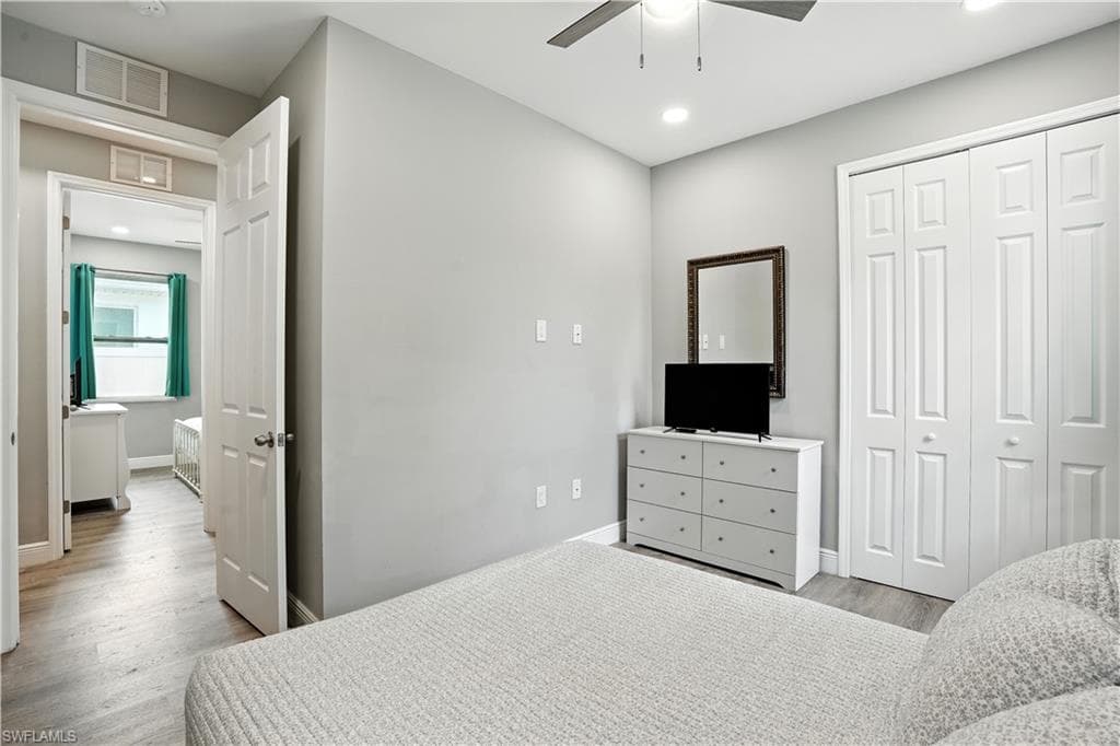 10140 Carolina ST-28