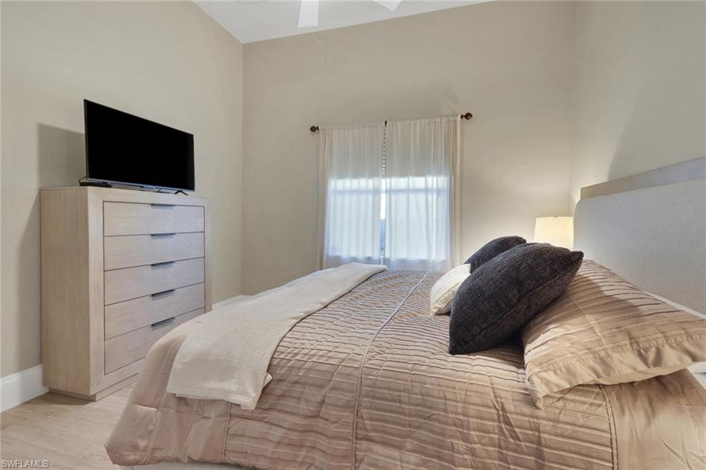 18530 Cypress Haven DR-19