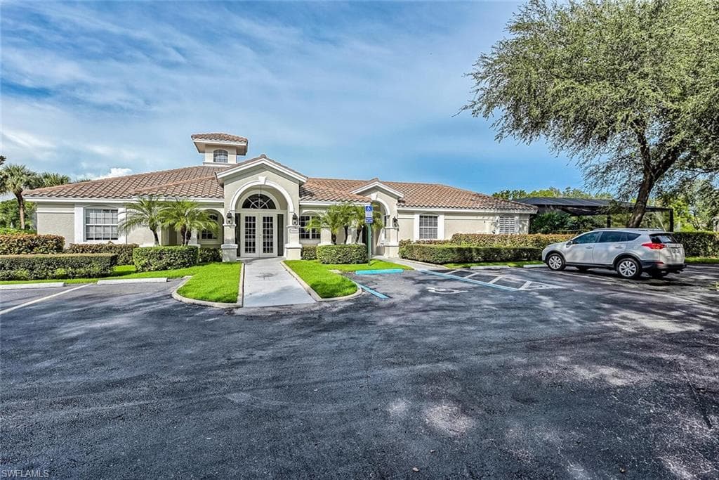 6910 Satinleaf RD N 101-23