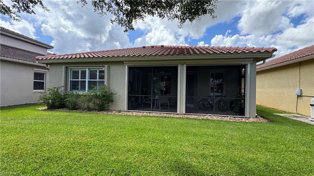 13672 Troia DR-2