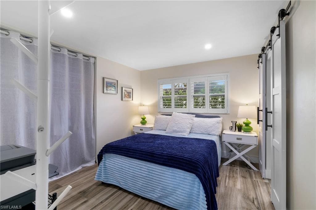 1771 Coral WAY-15