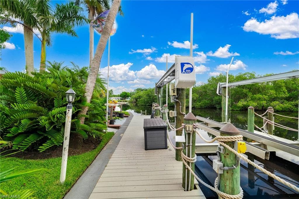 1771 Coral WAY-44