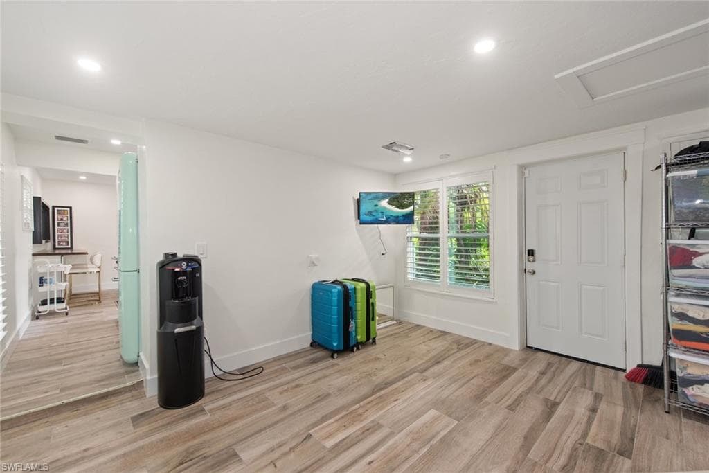 1771 Coral WAY-29