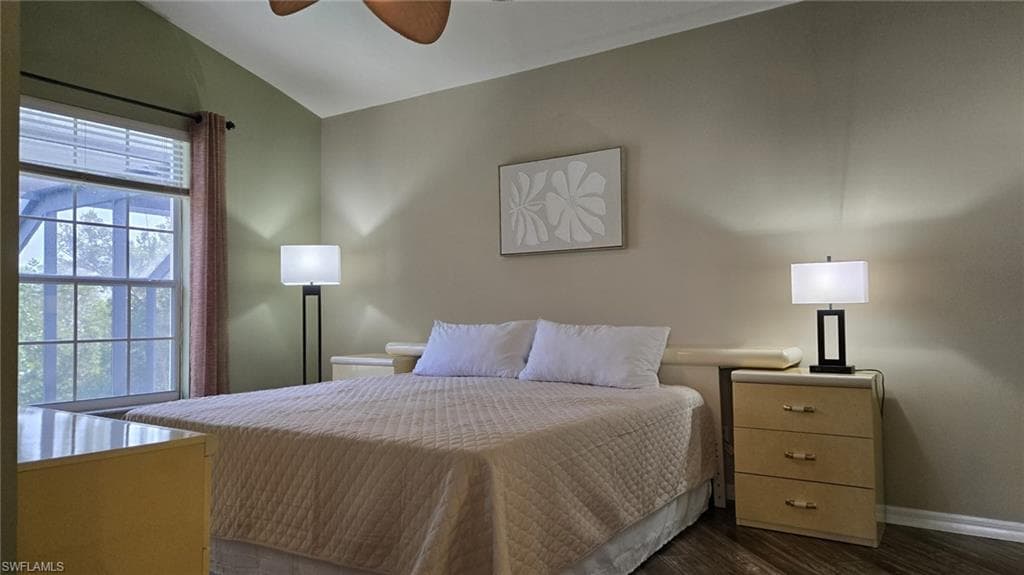12208 Siesta DR-20