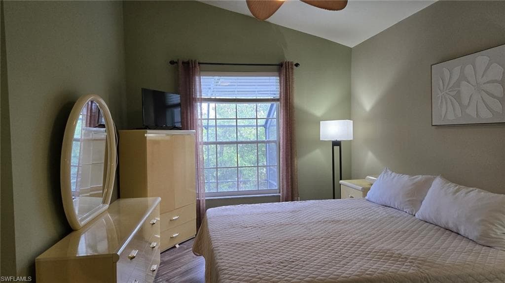 12208 Siesta DR-14