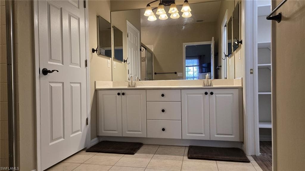 12208 Siesta DR-15
