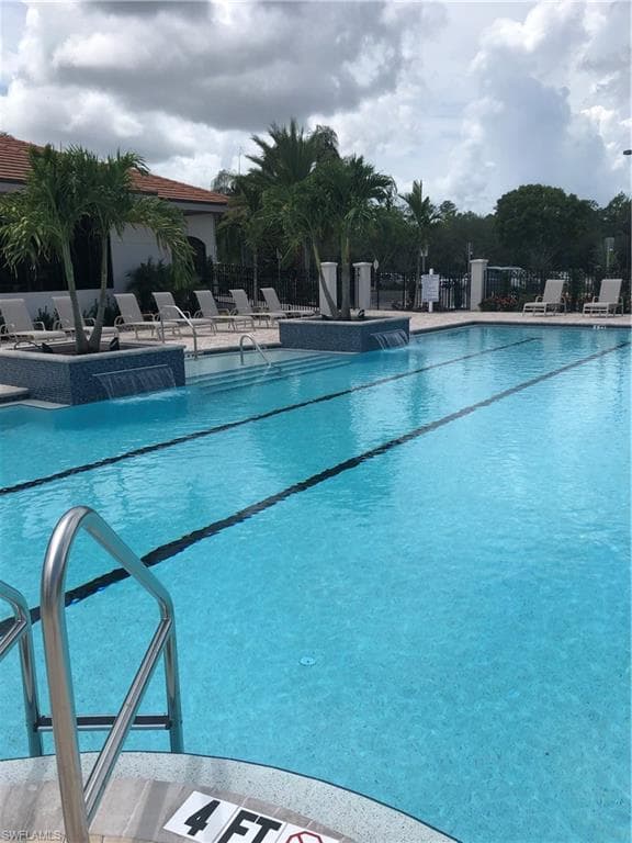 8555 Naples Heritage DR 214-22