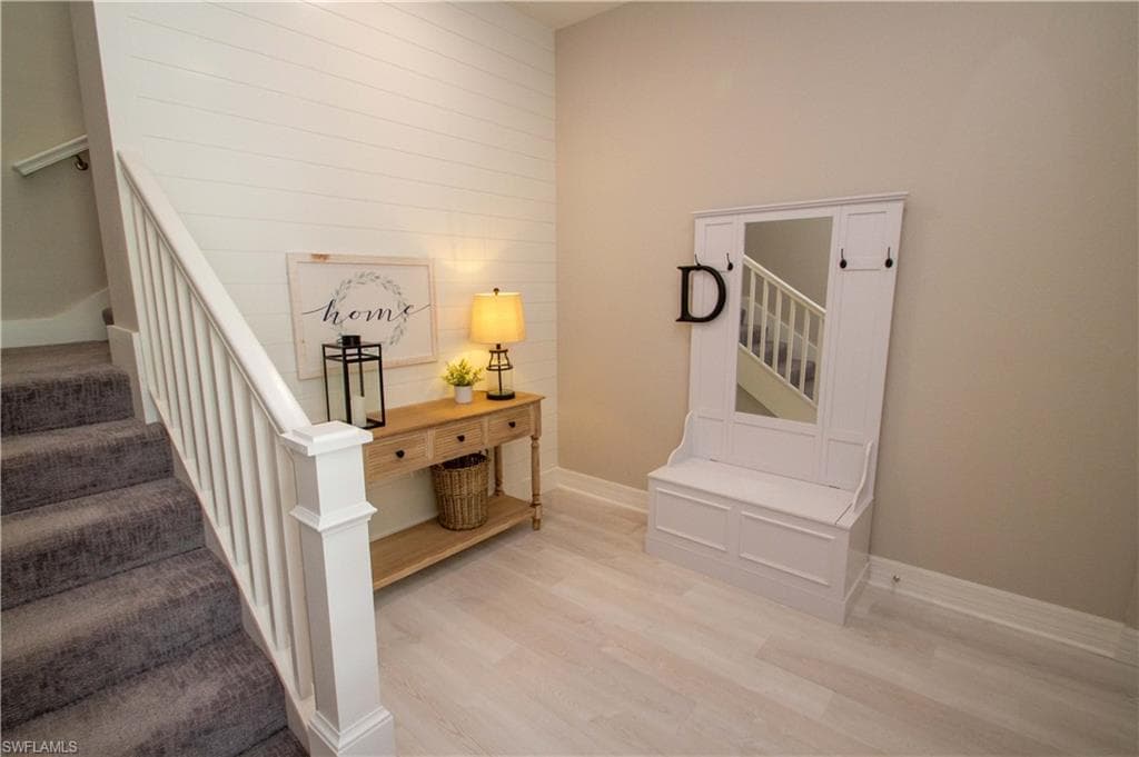 251 Indies DR E 202-3