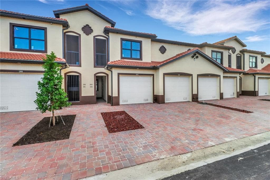 1802 Samantha Gayle WAY 106-1