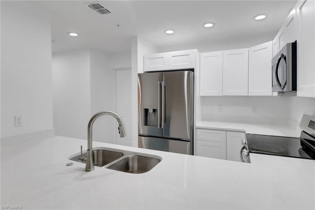 1802 Samantha Gayle WAY 105-8