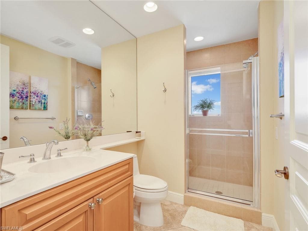 23750 Via Trevi WAY 1901-33