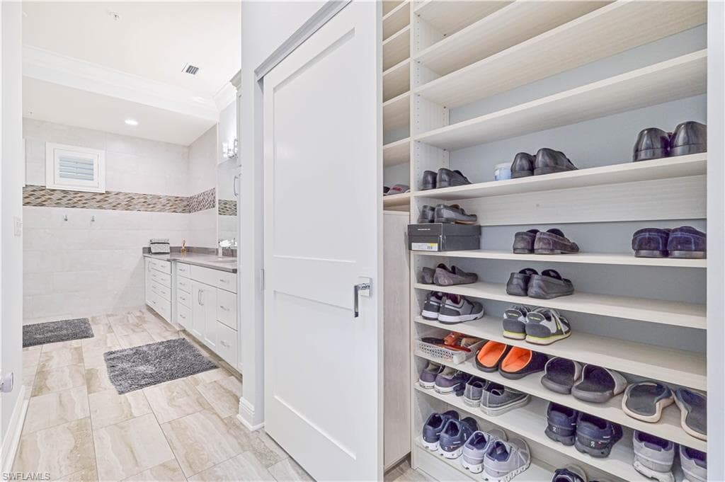 21490 Strada Nuova CIR D306-30