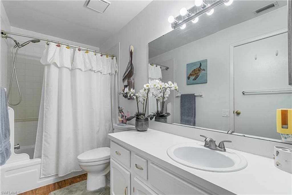 7402 Lake Breeze DR 212-12
