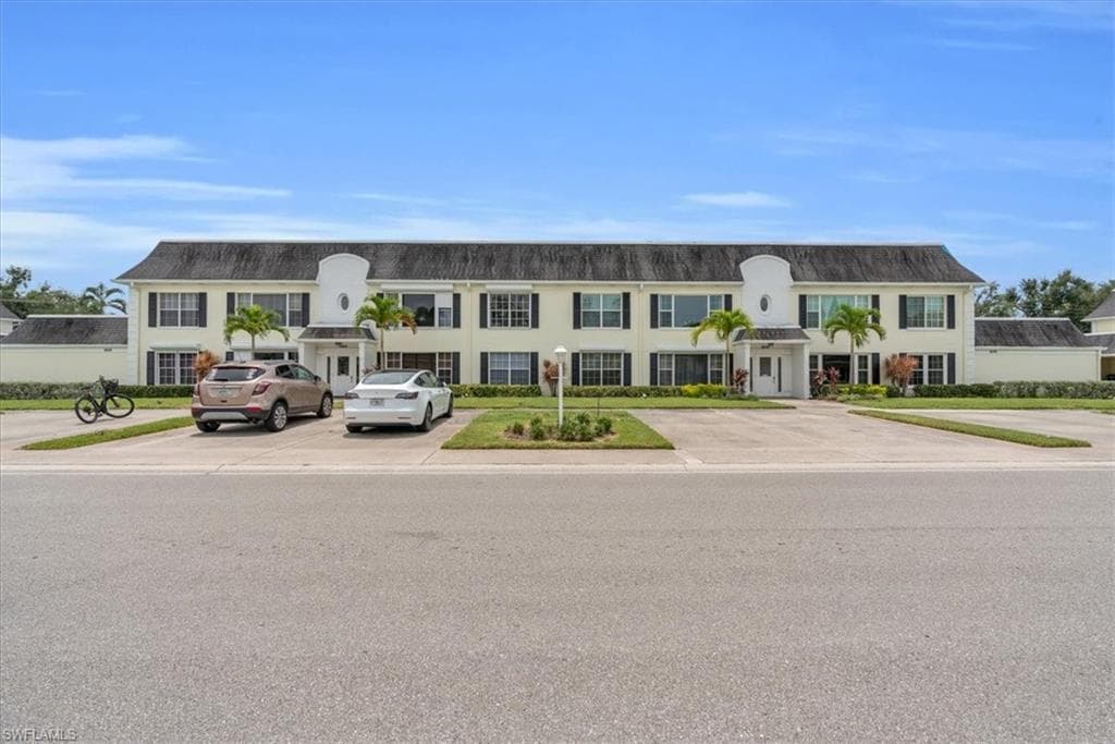 1376 S Brandywine CIR 4-1