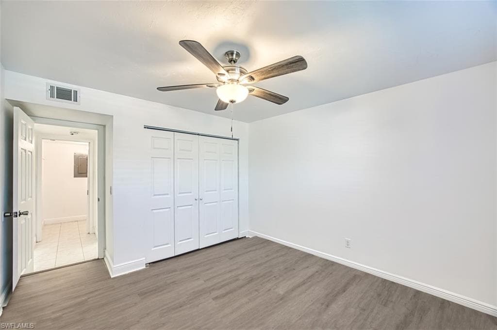 10022 Oxfordshire LN 105-28