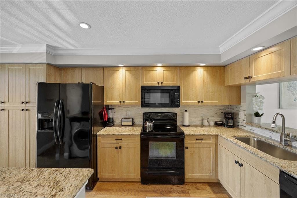 1150 Yesica Ann CIR A205-7