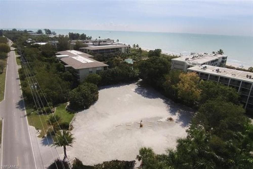 2761 W Gulf DR-2