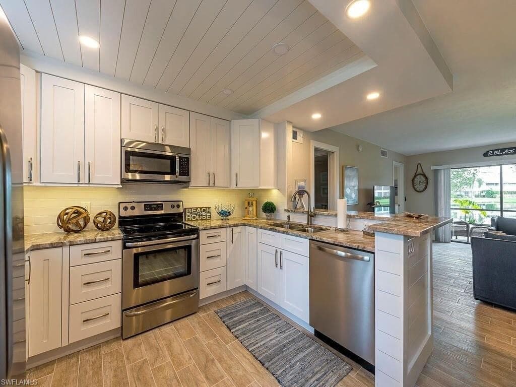 900 Misty Pines CIR 203-1