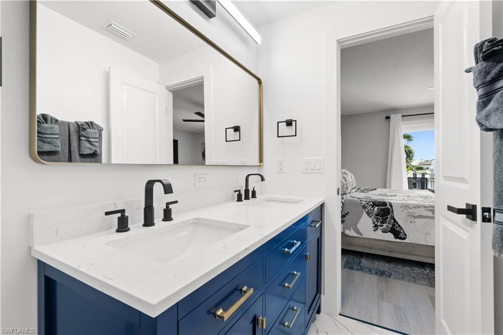 5161 Williams DR-27