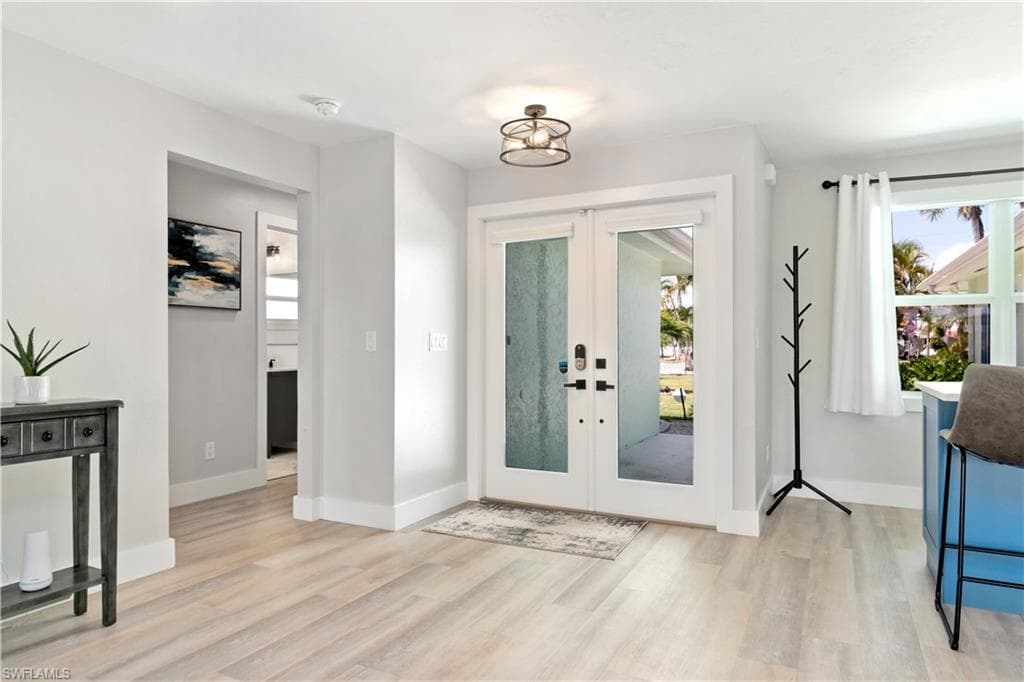 5161 Williams DR-22