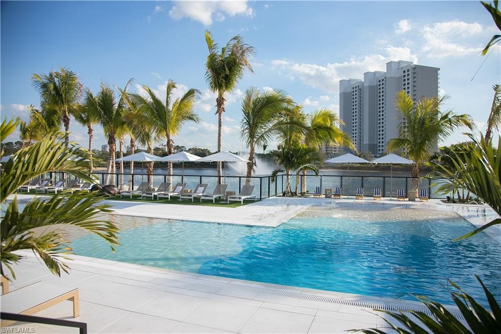 13915 Old Coast RD 1503-5