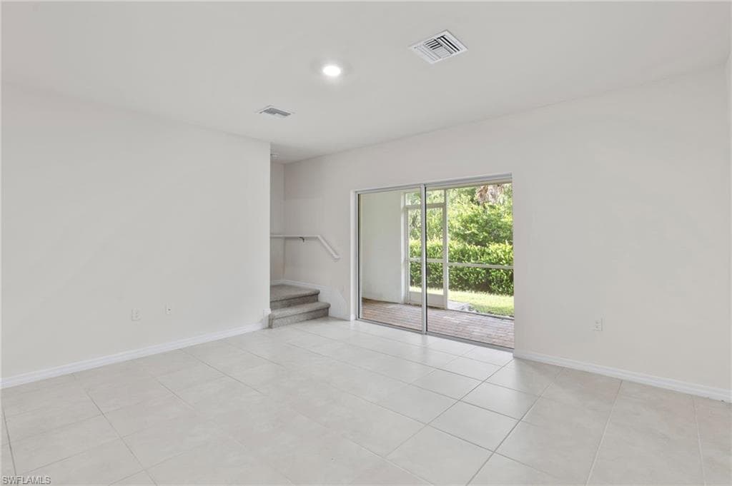 15535 Wildflower CIR-10