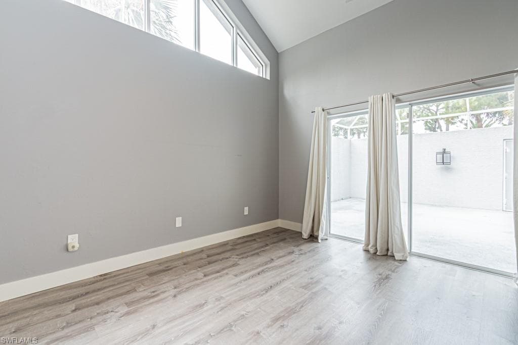 4544 Court WAY 18D-12