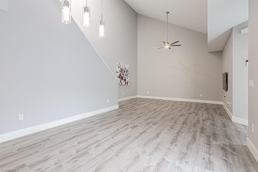 4544 Court WAY 18D-20