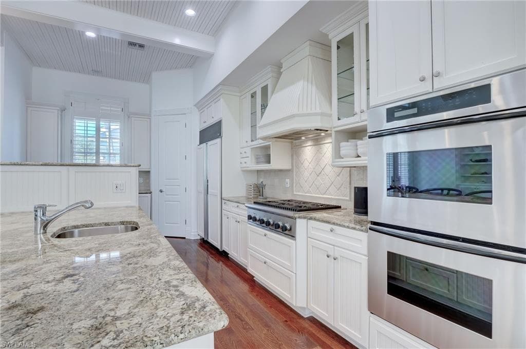 1551 Gulf Shore BLVD S-13